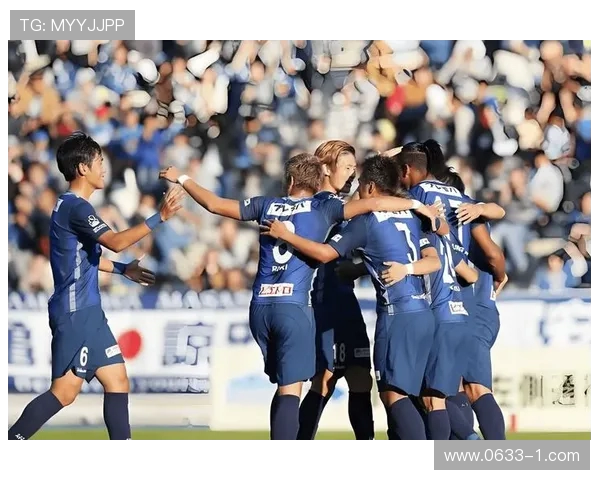 不死鸟与黄蜂的巅峰对决谁能在赛场上展翅高飞勇夺胜利