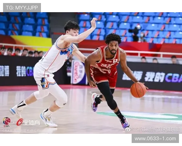 重庆篮球队强势领跑锦标赛积分榜总分达到50分展现冠军实力 重庆篮球队强势领跑锦标赛积分榜总分达到50分展现冠军实力